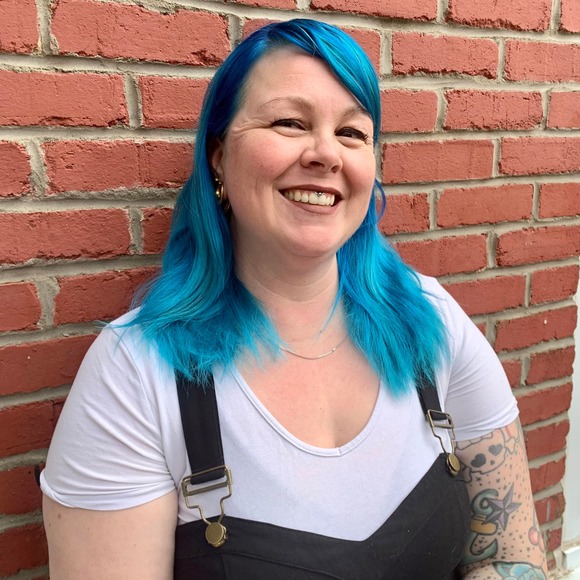 Meet your Posher, Andreane - Picture 1 of 1